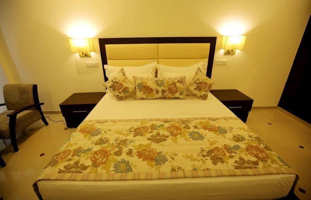 Hotel Natraj Rishikesh Rishīkesh Exterior foto